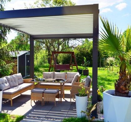 Zadaszenie tarasu a przepisy - co musisz zgłosić, a czego nie?